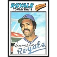 1977 Topps #362 Tommy Davis