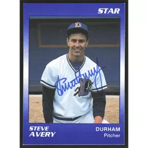 1989 Star #67 Steve Avery Autographed