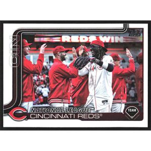 2025 Topps #99 Cincinnati Reds Team Card