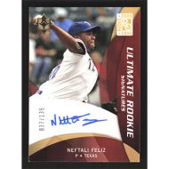 2009 Ultimate Collection #108 Neftali Feliz Autographed