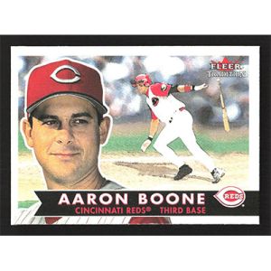 2001 Fleer Tradition #33 Aaron Boone