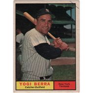 1961 Topps #425 Yogi Berra